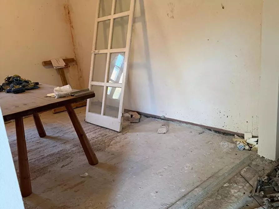 Immagine 26 di Porzione di casa in vendita  a Castelnuovo Magra
