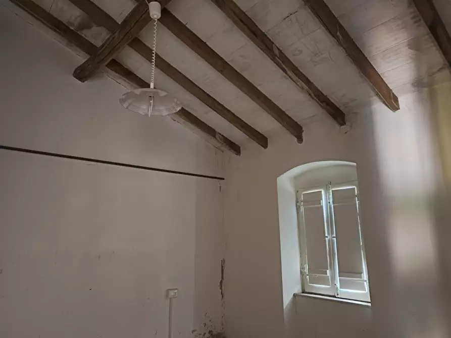 Immagine 18 di Porzione di casa in vendita  a Castelnuovo Magra