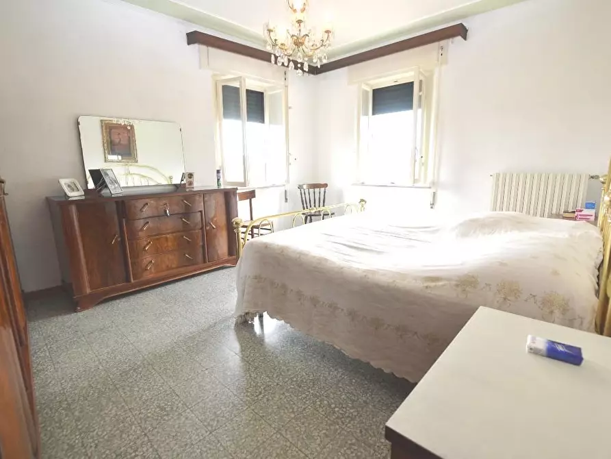 Immagine 9 di Casa bifamiliare in vendita  a Capannori