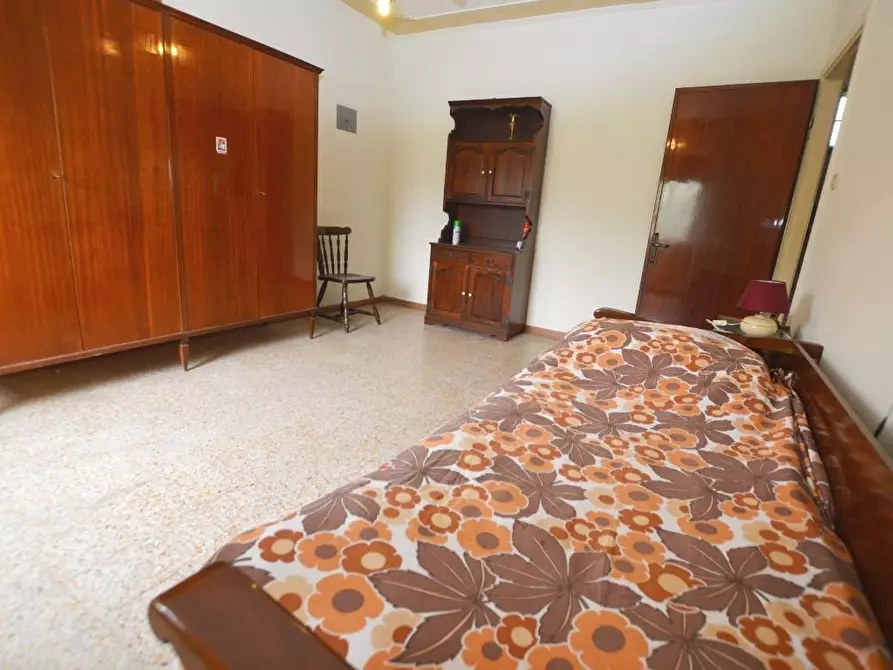 Immagine 12 di Casa bifamiliare in vendita  a Capannori