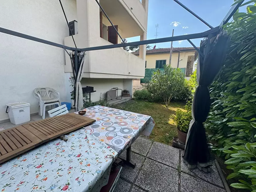 Immagine 16 di Appartamento in vendita  a Lastra A Signa