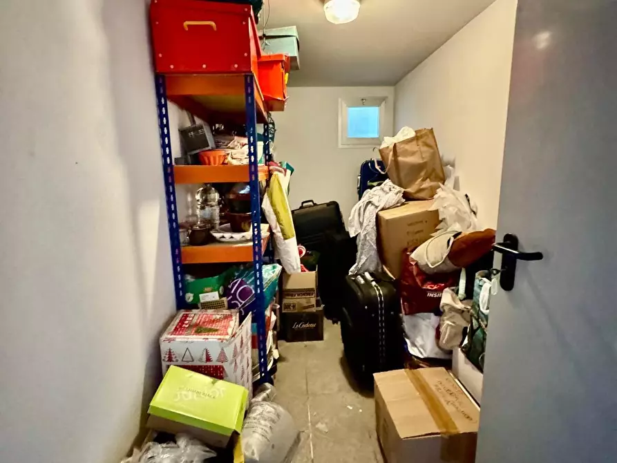 Immagine 20 di Appartamento in vendita  a Lastra A Signa