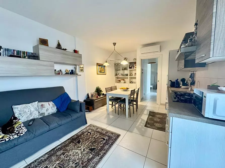 Immagine 1 di Appartamento in vendita  a Lastra A Signa