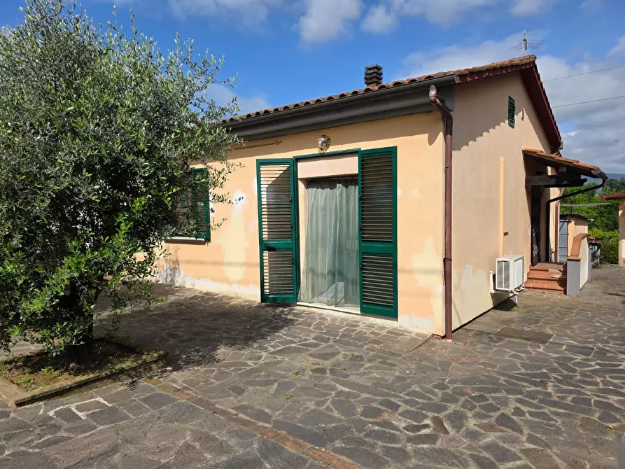 casa indipendente in vendita a Bientina in zona Santa Colomba