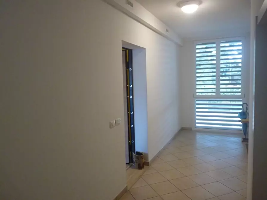 Immagine 16 di Appartamento in vendita  a Rosignano Marittimo