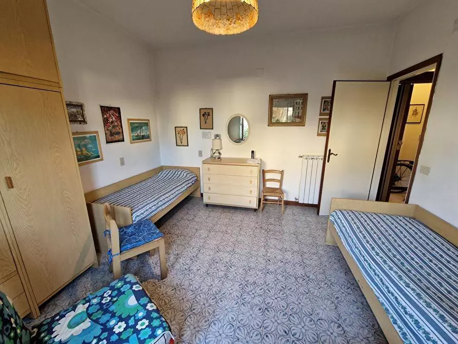 Immagine 15 di Appartamento in vendita  a Montignoso