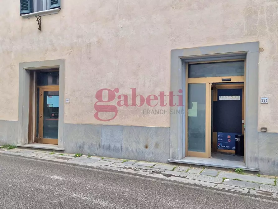 Immagine 27 di Locale commerciale in vendita  a San Giuliano Terme