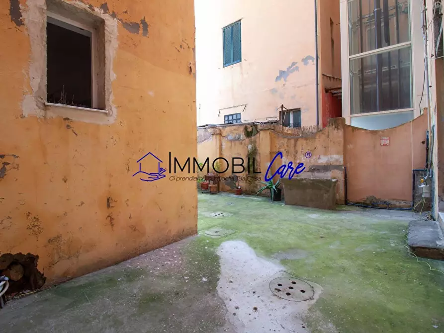 Immagine 7 di Appartamento in vendita  a Livorno