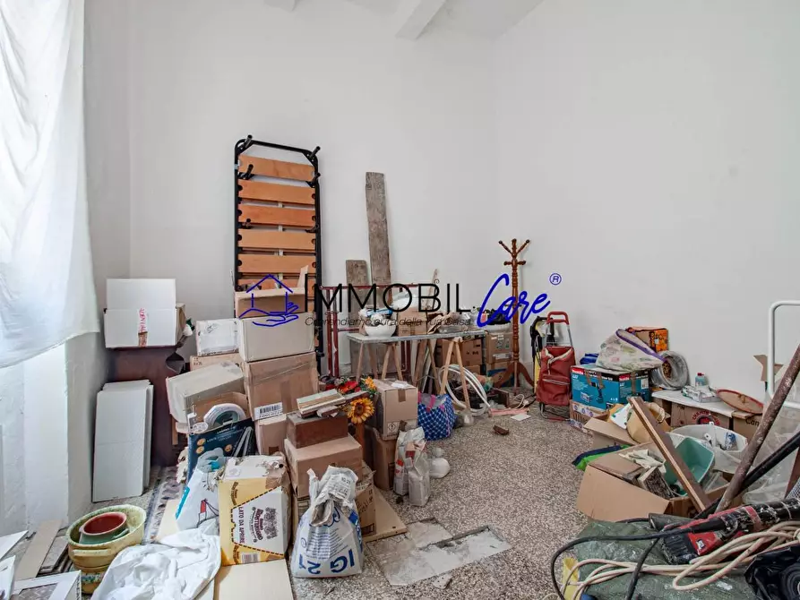 Immagine 22 di Appartamento in vendita  a Livorno