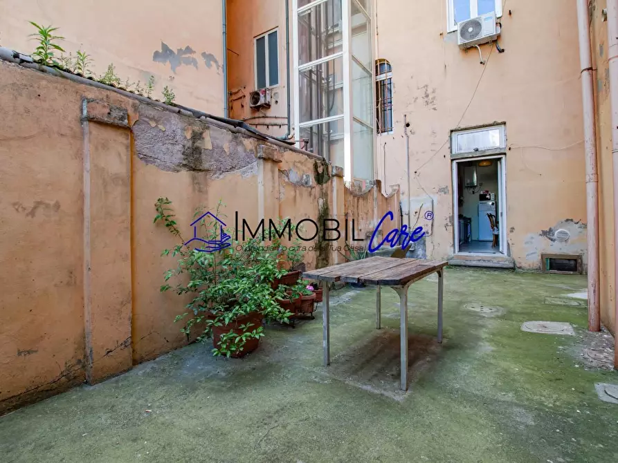 Immagine 9 di Appartamento in vendita  a Livorno