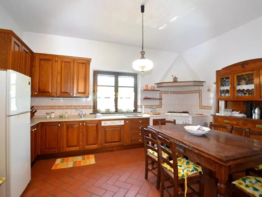 Immagine 11 di Casa bifamiliare in vendita  a Pisa