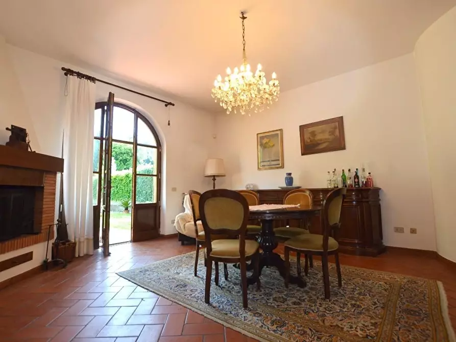 Immagine 8 di Casa bifamiliare in vendita  a Pisa