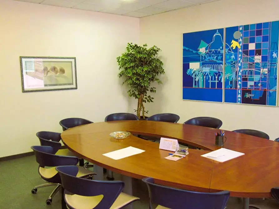 Immagine 16 di Ufficio in vendita  a Pisa