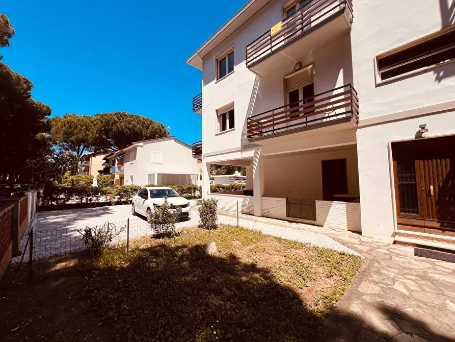 Immagine 40 di Appartamento in vendita  a Cecina