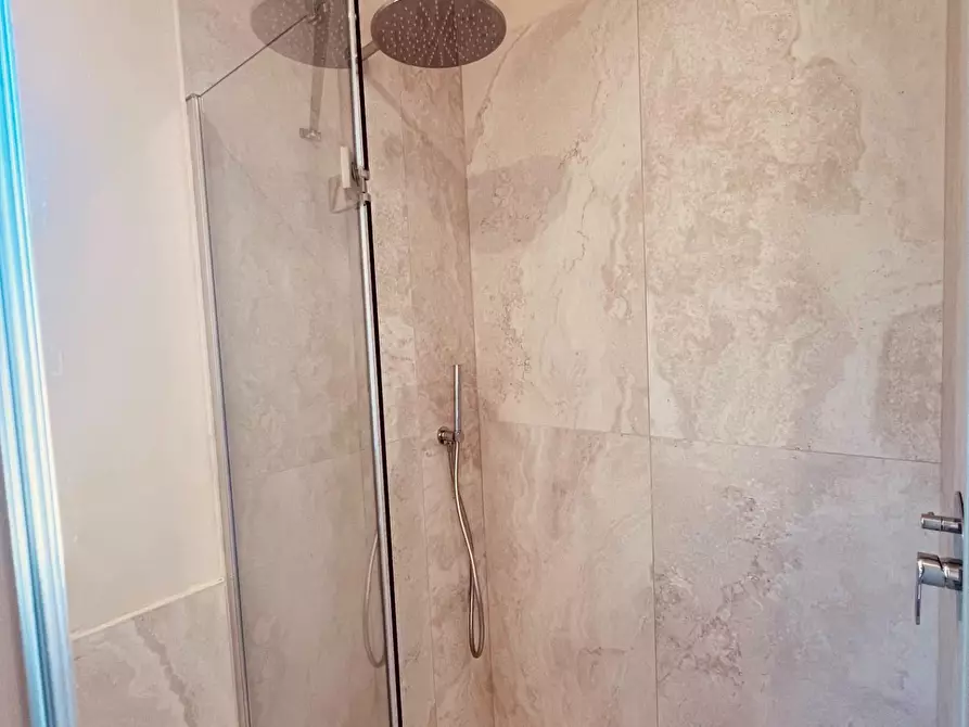 Immagine 7 di Appartamento in vendita  a Cecina