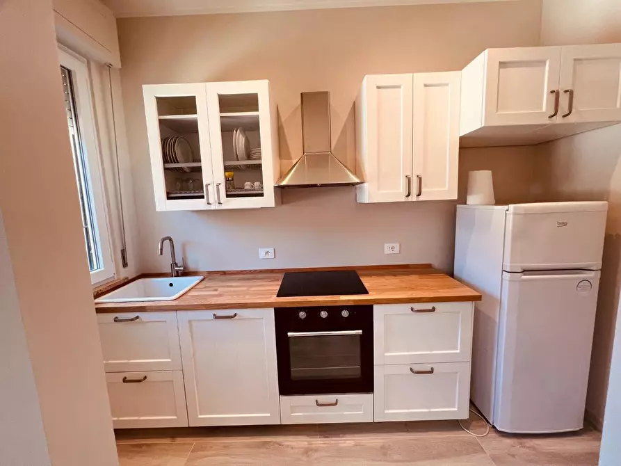 Immagine 30 di Appartamento in vendita  a Cecina