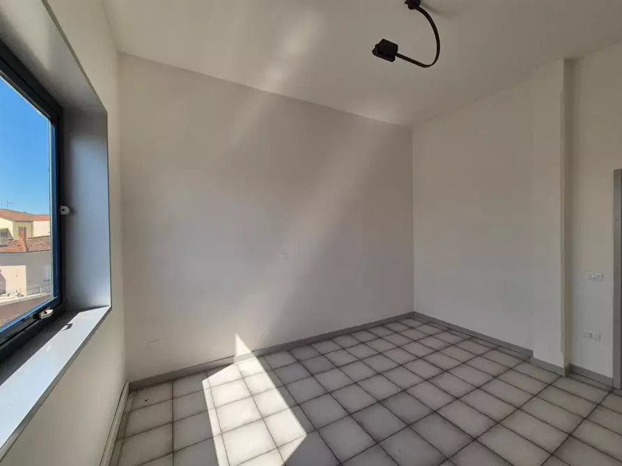 Immagine 8 di Ufficio in affitto  a Castelfranco Di Sotto