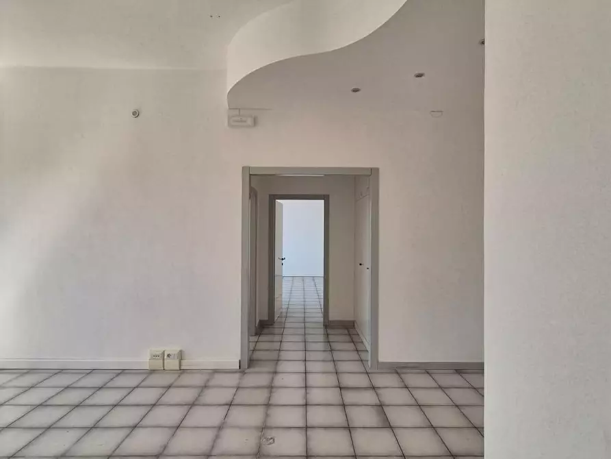 Immagine 9 di Ufficio in affitto  a Castelfranco Di Sotto