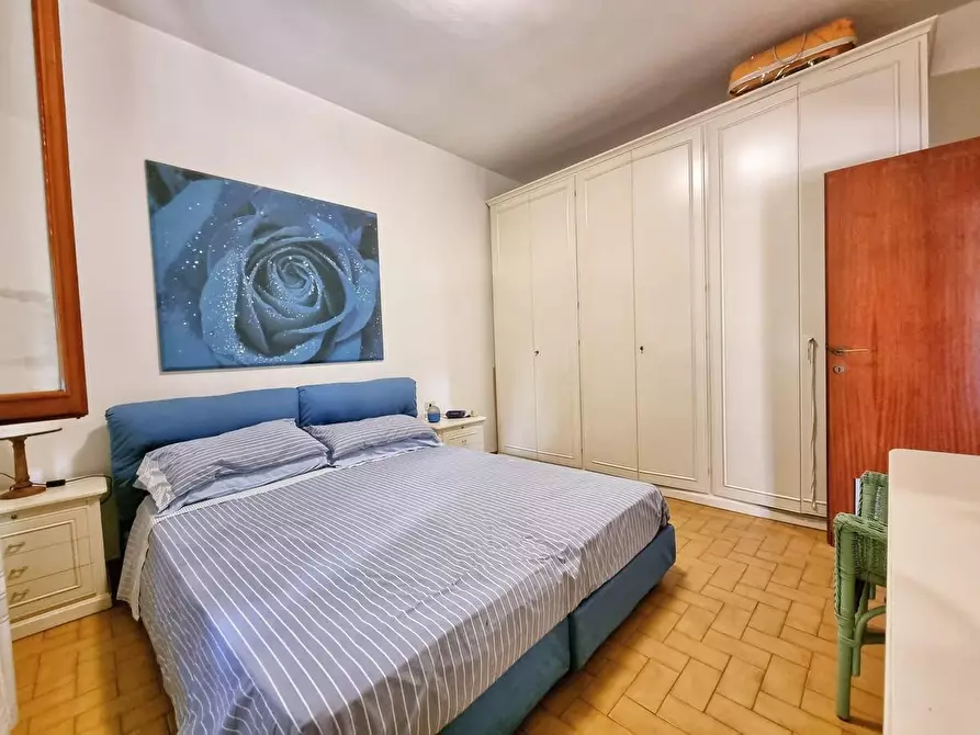 Immagine 15 di Appartamento in vendita  a Massa