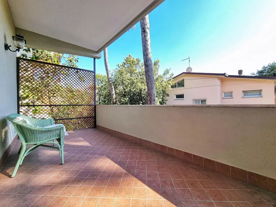 Immagine 1 di Appartamento in vendita  a Massa