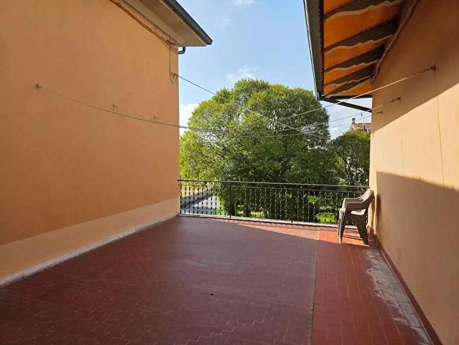 Immagine 5 di Porzione di casa in vendita  a Santa Maria A Monte