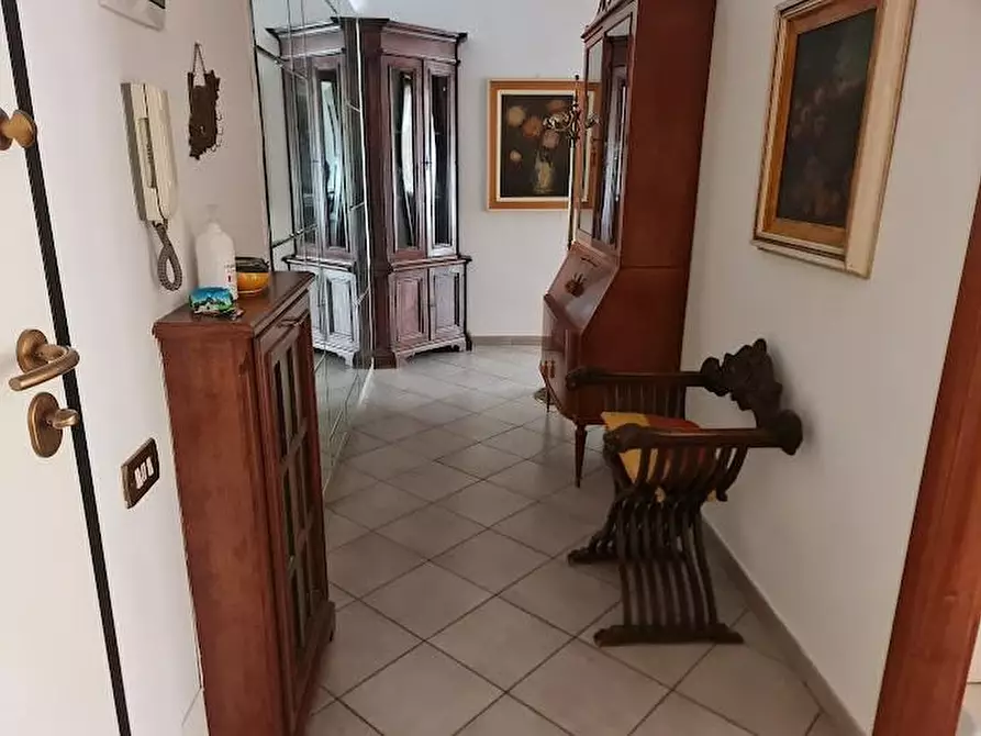 Immagine 6 di Appartamento in vendita  a Carrara