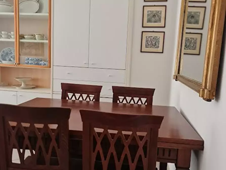 Immagine 9 di Appartamento in vendita  a Carrara