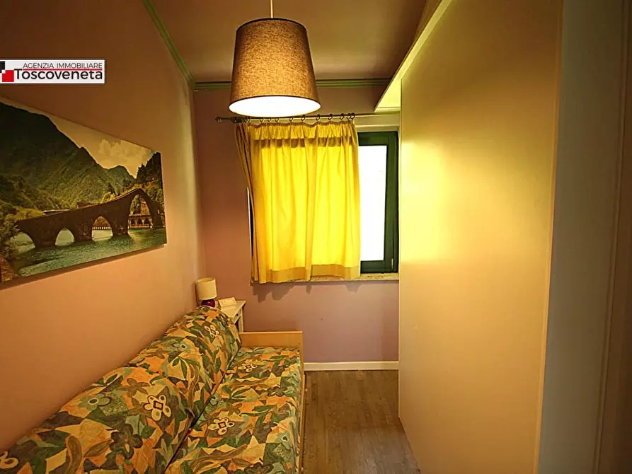 Immagine 18 di Villetta a schiera in vendita  a Lucca