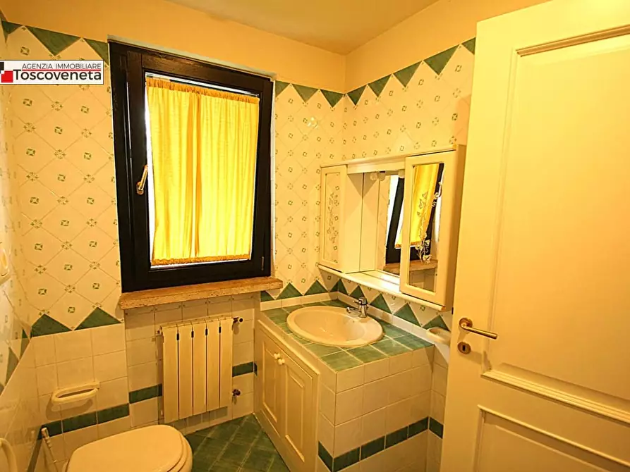 Immagine 15 di Villetta a schiera in vendita  a Lucca