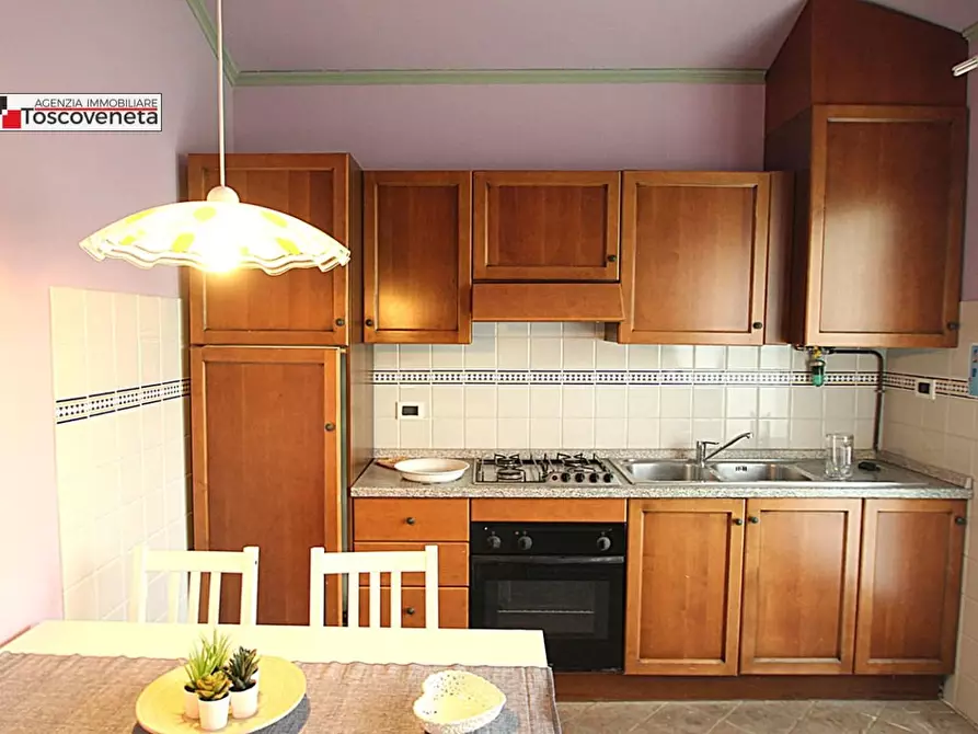 Immagine 21 di Villetta a schiera in vendita  a Lucca