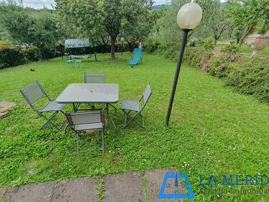 Immagine 2 di Casa indipendente in vendita  a Lamporecchio