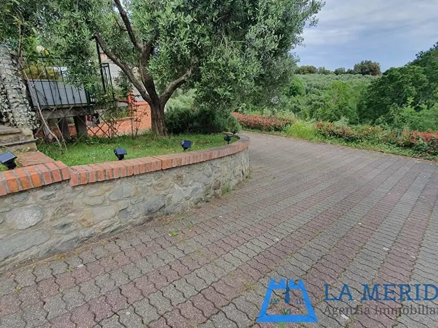 Immagine 32 di Casa indipendente in vendita  a Lamporecchio