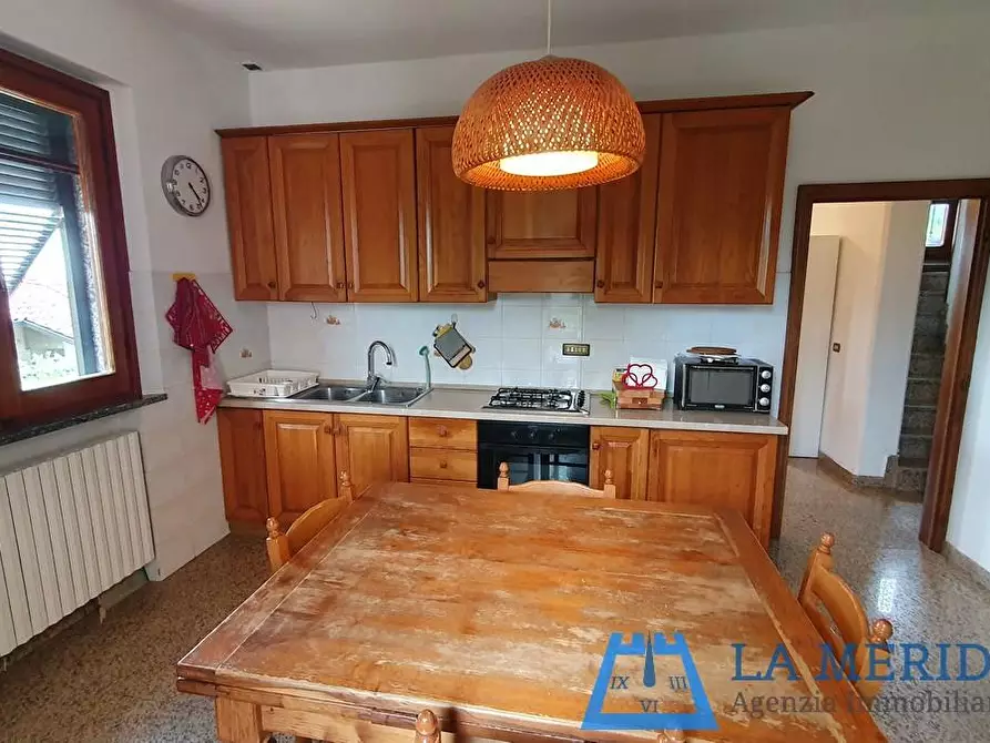 Immagine 8 di Casa indipendente in vendita  a Lamporecchio