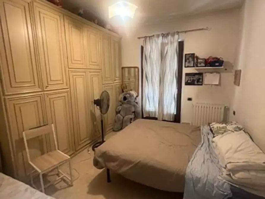 Immagine 13 di Casa bifamiliare in affitto  a Sarzana