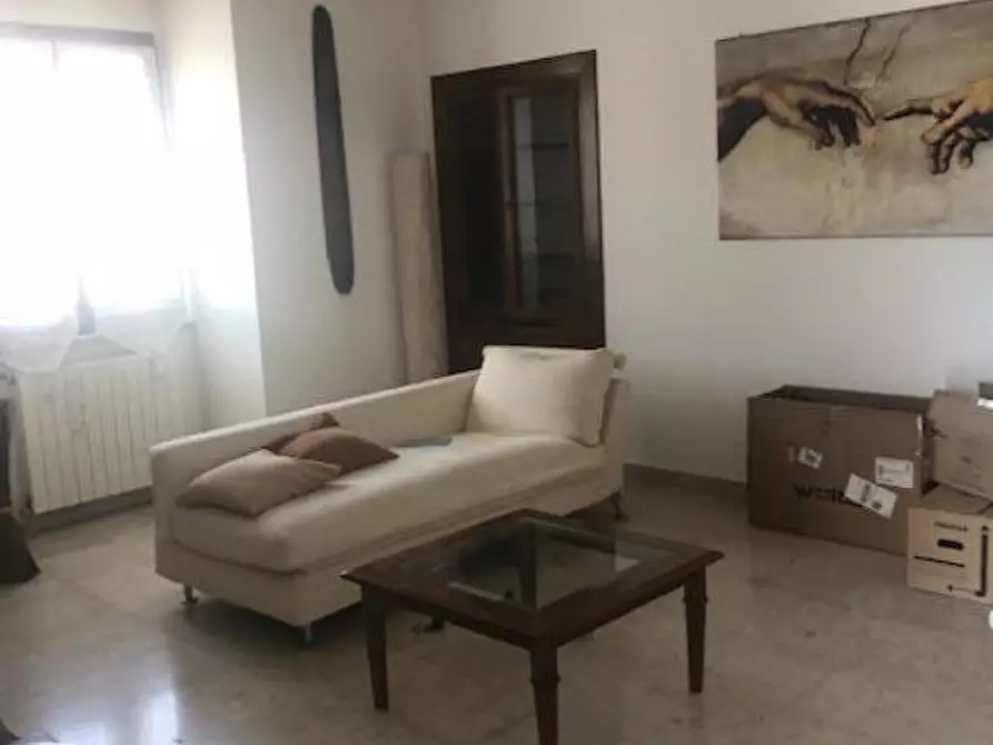 Immagine 4 di Casa bifamiliare in affitto  a Sarzana