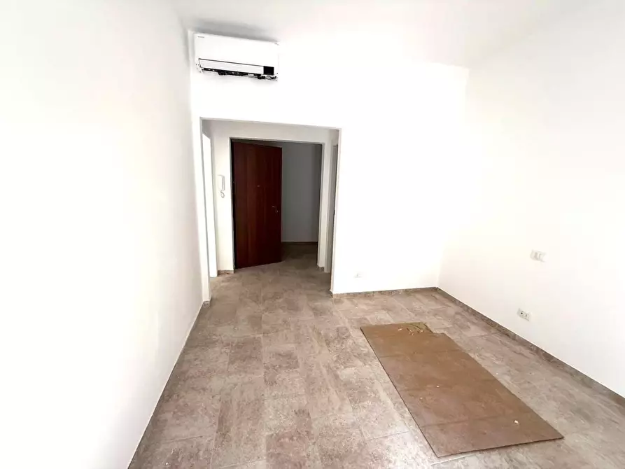 Immagine 4 di Appartamento in vendita  a Viareggio