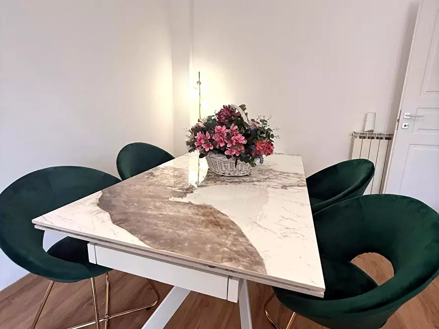 Immagine 24 di Appartamento in vendita  a Viareggio