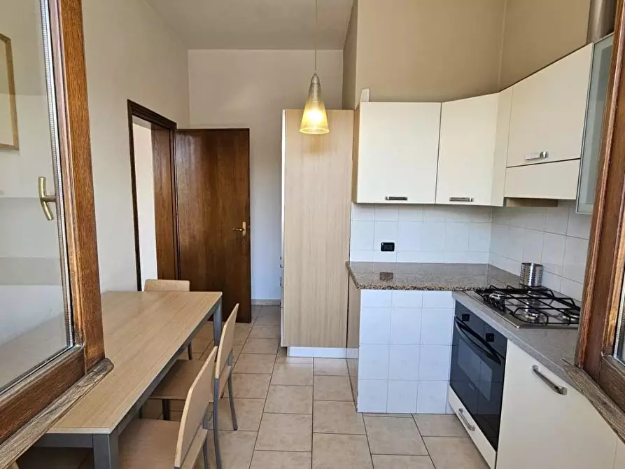 Immagine 5 di Appartamento in vendita  a Massa