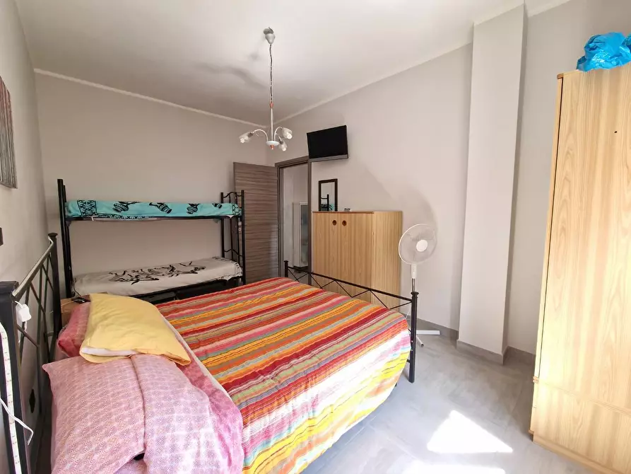 Immagine 7 di Appartamento in vendita  a Carrara