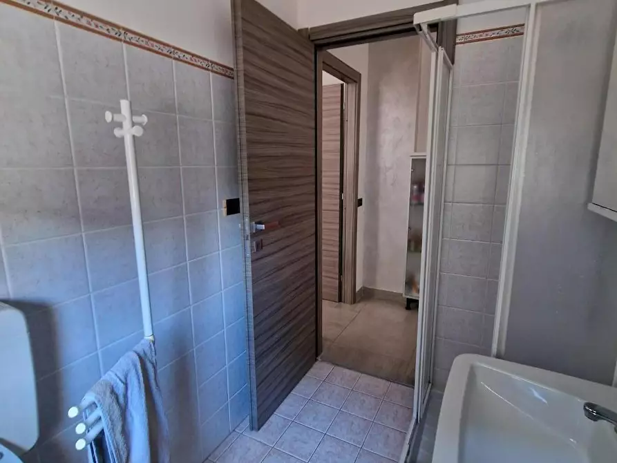 Immagine 9 di Appartamento in vendita  a Carrara