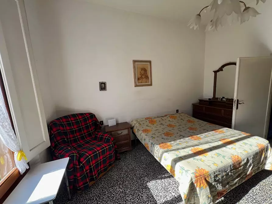 Immagine 13 di Appartamento in vendita  a Empoli