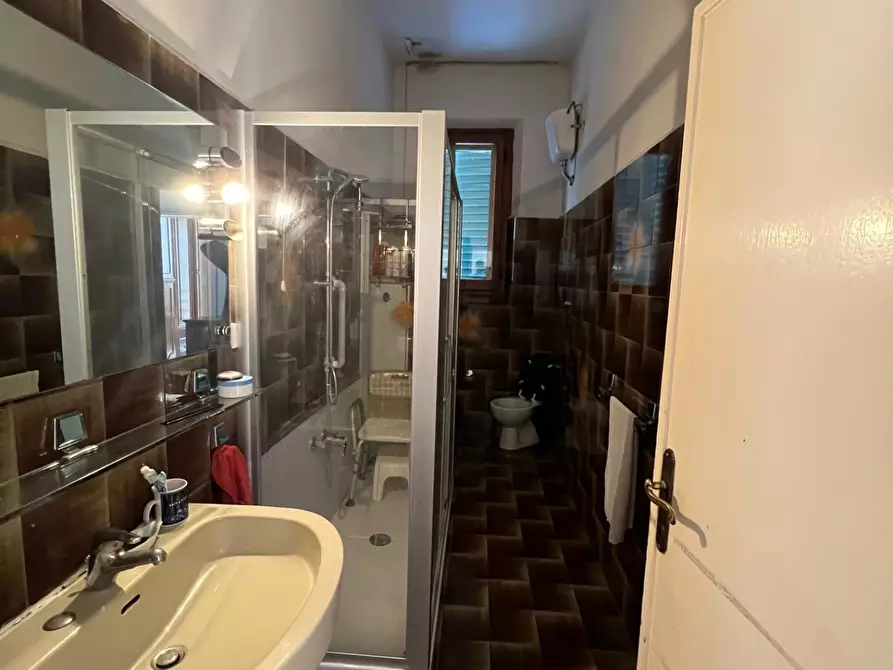 Immagine 22 di Appartamento in vendita  a Empoli