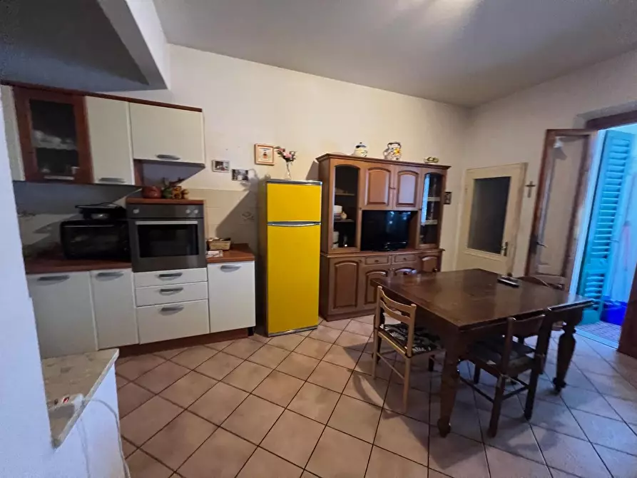 Immagine 8 di Appartamento in vendita  a Empoli