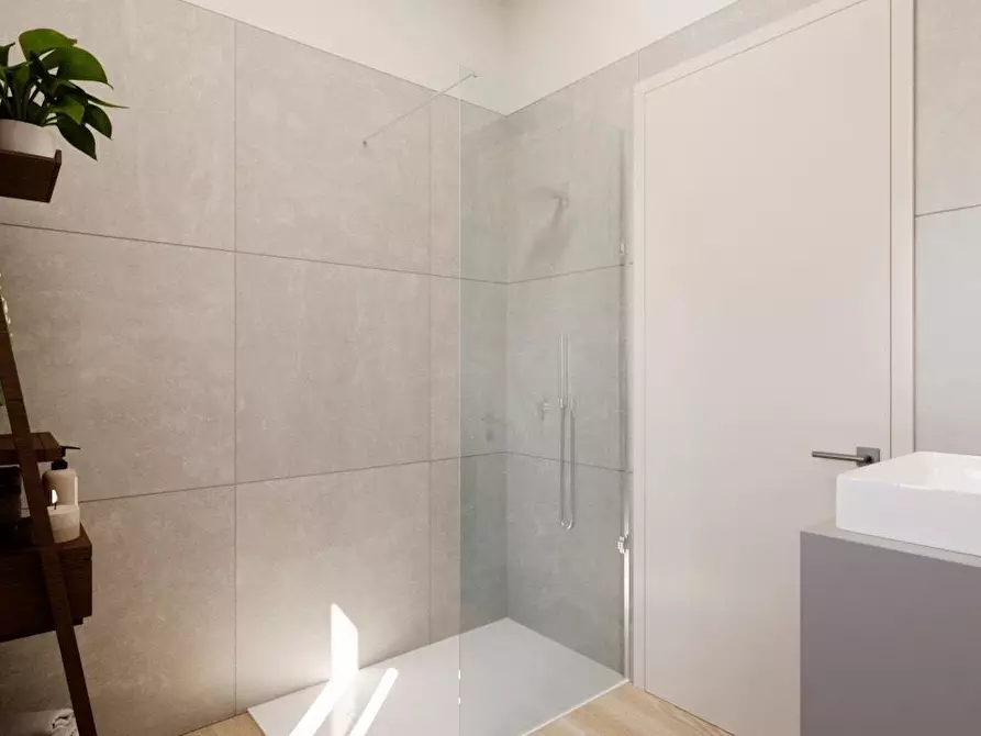 Immagine 6 di Appartamento in vendita  a Massa