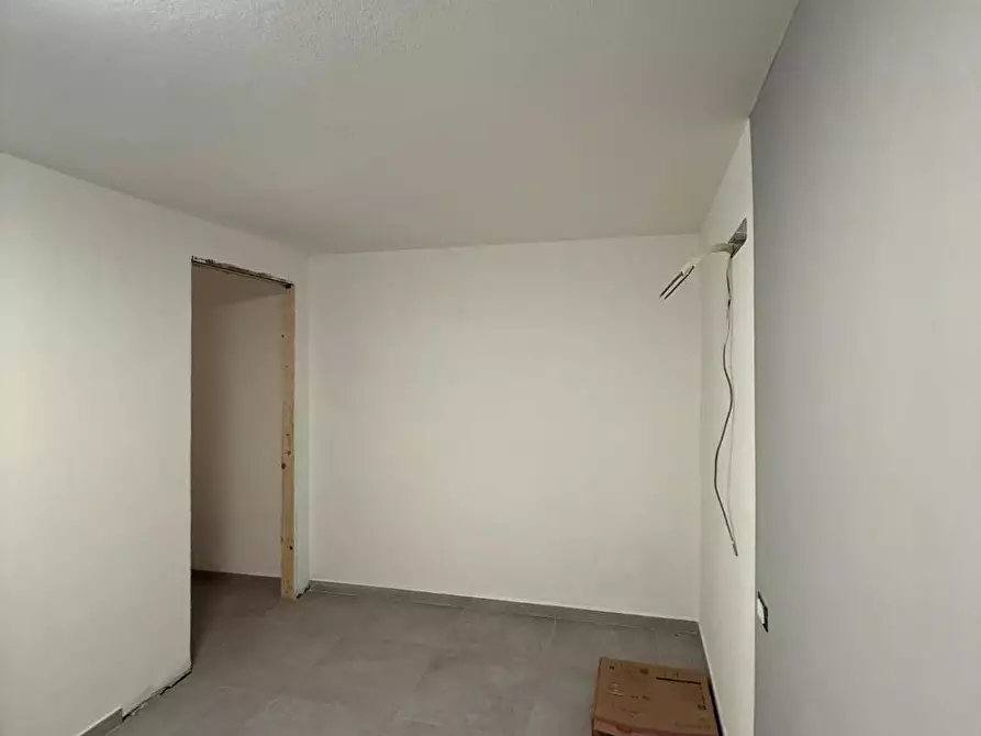 Immagine 16 di Appartamento in vendita  a Massa