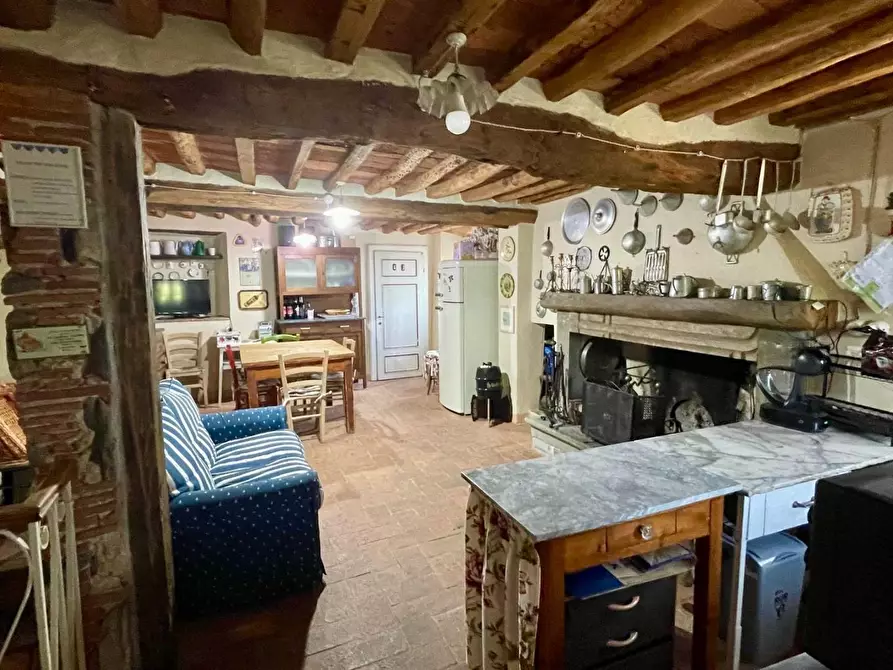 Immagine 43 di Villa in vendita  a Massarosa