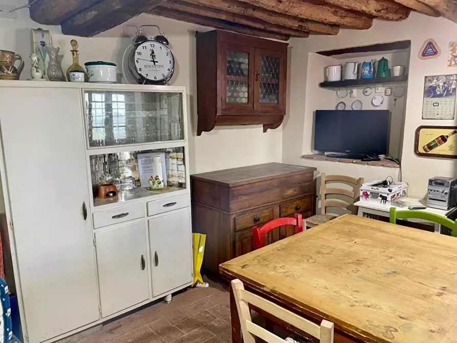 Immagine 47 di Villa in vendita  a Massarosa