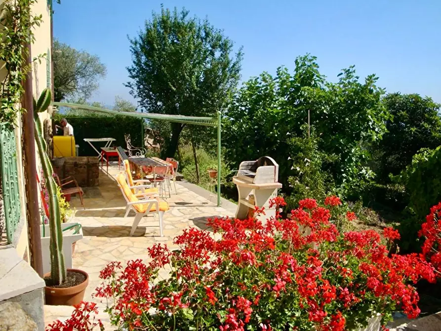 casa indipendente in vendita a Massarosa in zona Pieve a Elici