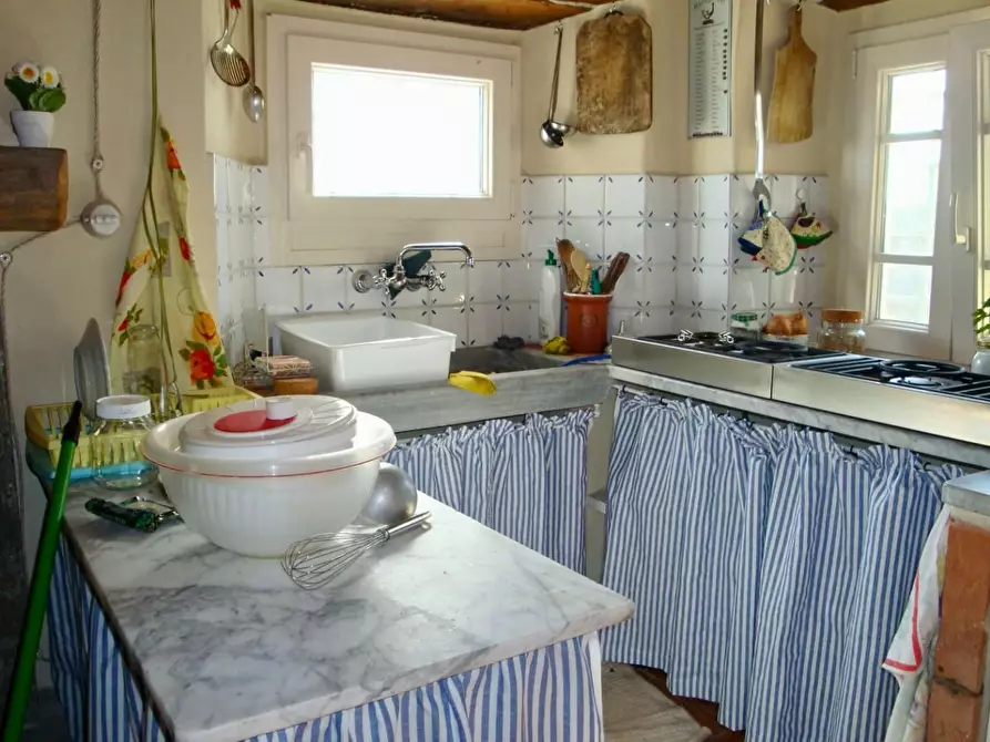 Immagine 14 di Villa in vendita  a Massarosa