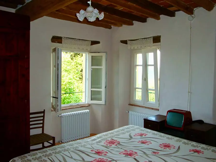 Immagine 26 di Villa in vendita  a Massarosa